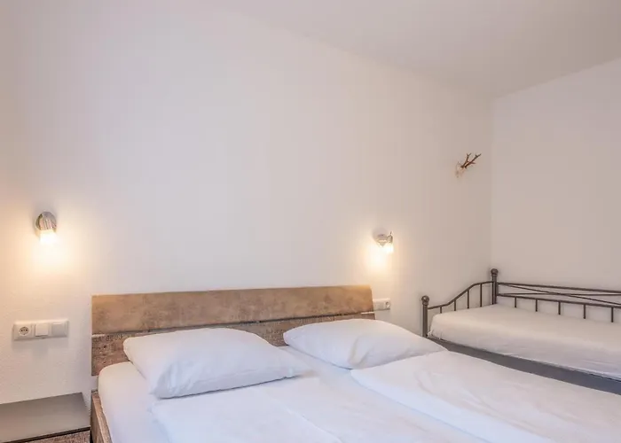 Blick Auf Den Rettenstein 1 *